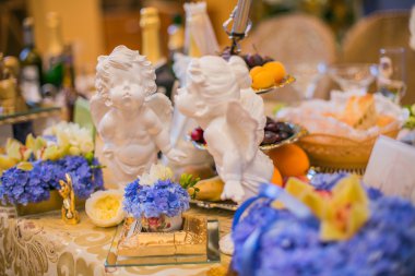 Düğün masa dekorasyonu.