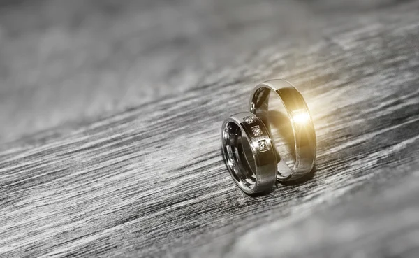 Evlilik yüzükleri.