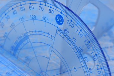 Şeffaf iletki, cetvel