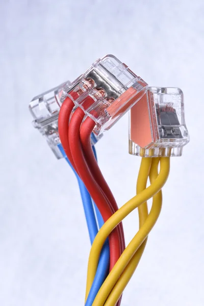 Барвисті електричних кабелів — стокове фото