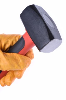 El eldiven çekiç holding ile