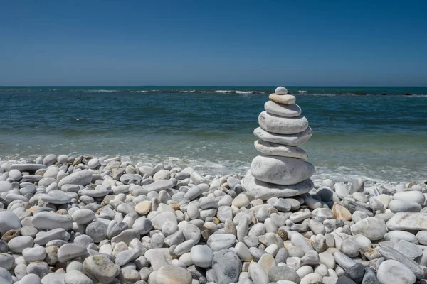 Куча Камней Морском Пляже — стоковое фото