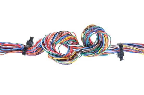 Цветной компьютерный кабель с кабельными — стоковое фото