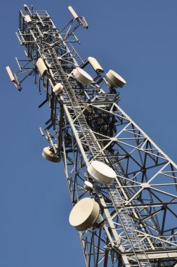 antenler ile telekomünikasyon Kulesi