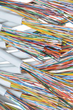 Telekomünikasyon kabloları