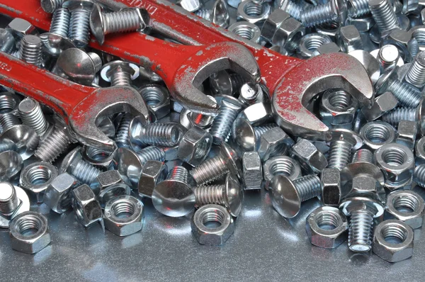 Wrenches with nuts and bolts — Stock Photo, Image