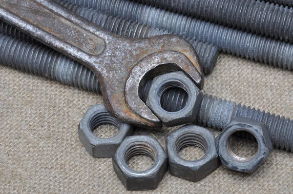 Εργαλεία Κοχλίες περικόχλια και κλειδί — Φωτογραφία Αρχείου