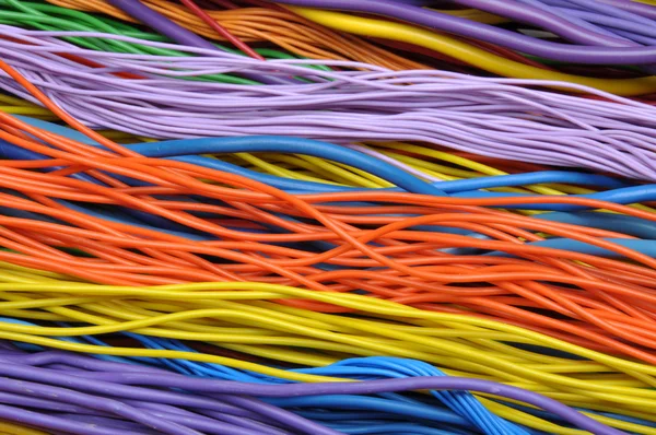 Elektrické kabely a dráty — Stock fotografie