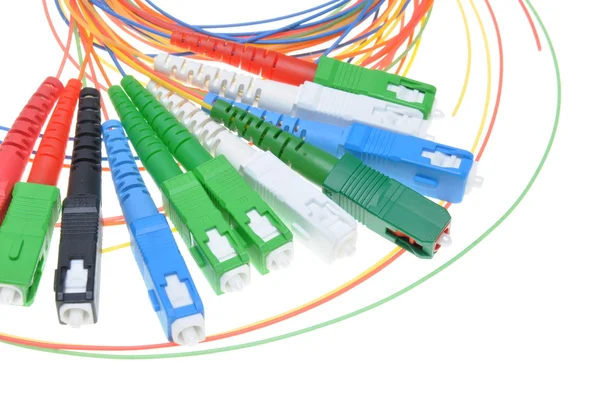 Connecteurs à fibre optique et câbles à fibre optique — Photo
