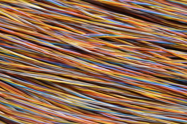 Сетевые кабели, провода в телекоммуникационных системах — стоковое фото
