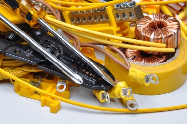 Araçlar ve bileşeni için Elektrik Tesisatı