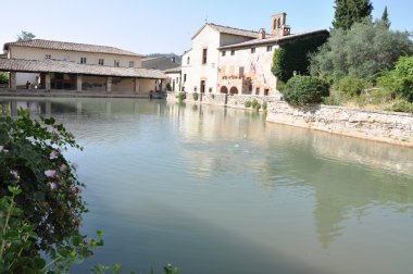 Bagno Vignoni Toskana eski termal hamam