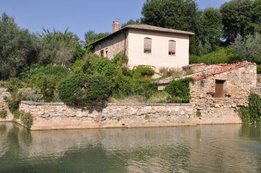 Bagno Vignoni Toskana eski termal hamam