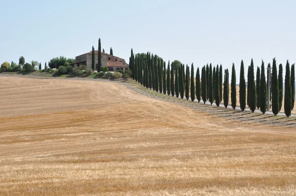 Colina depois da colheita. Val d Orcia, Toscana — Fotografia de Stock