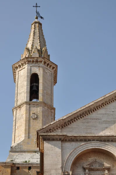 Tornet till katedralen i Pienza, Italien — Stockfoto