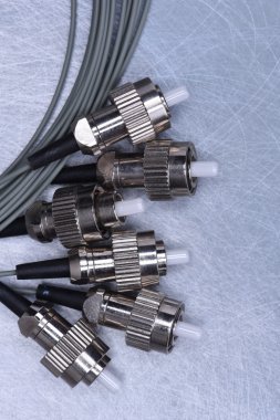 Telekomünikasyon ağları içinde fiber optik kablo