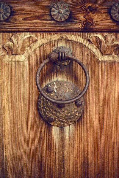 Door Knocker på dörren — Stockfoto