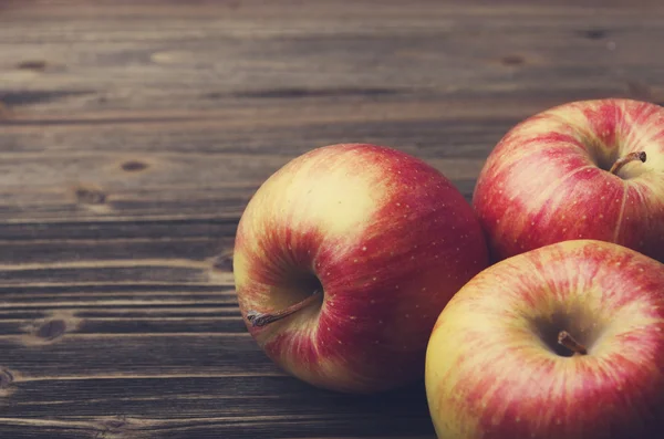 Three red apples — Stock Photo, Image