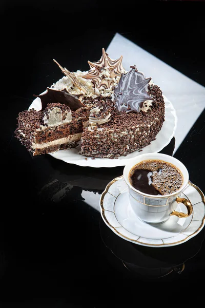 Tasse Café Gâteau Chocolat Sur Fond Verre — Photo