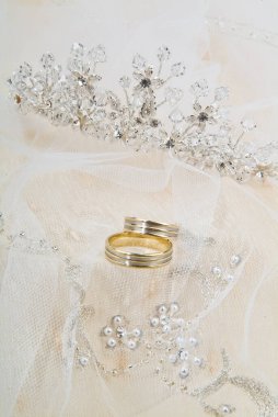 Kumaş stüdyosunda düğün aksesuarları