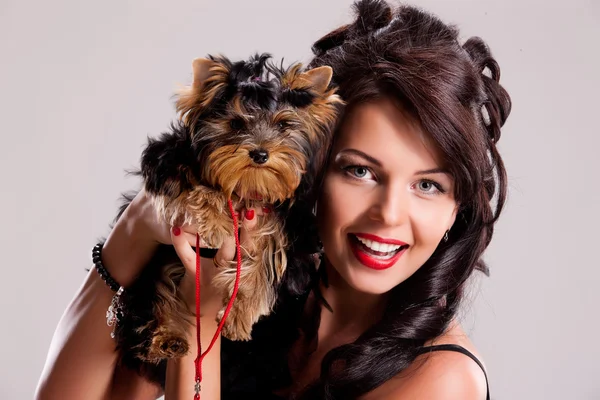 Young Woman With A Little Dog — Stock Photo, Image