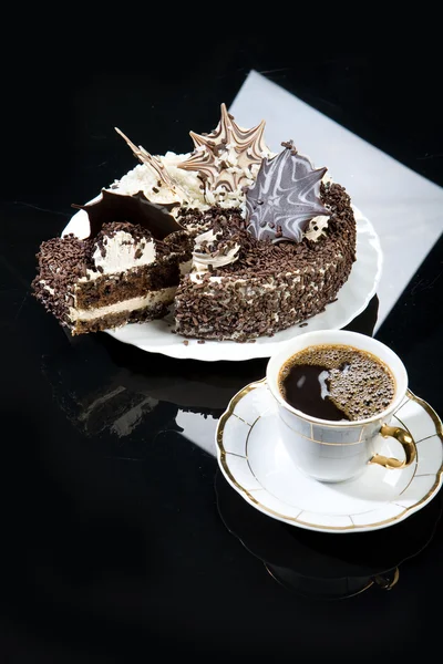 Café et gâteau au chocolat — Photo