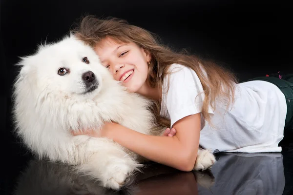 Chica y Husky —  Fotos de Stock