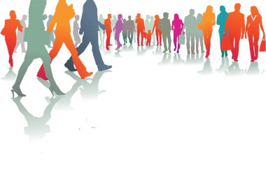 İnsanlar ana yol üzerinde