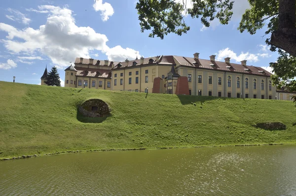 Ňasviž palác v Bělorusku — Stock fotografie