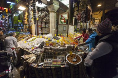 İnsanlar alışveriş Çarşısı, Istanbul