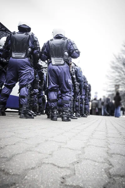 Unidad de policía antidisturbios —  Fotos de Stock