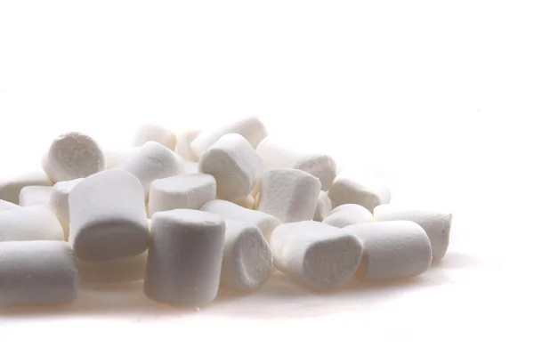 Vit marschmallows isolerade — Stockfoto