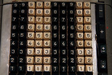 eski bilgisayar klavyesi