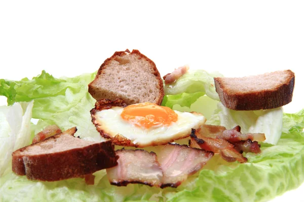 Šunka a vejce s hlávkovým salátem a chléb — Stock fotografie