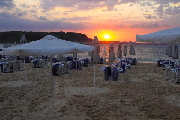 Coucher de soleil sur la plage bulgare — Photo