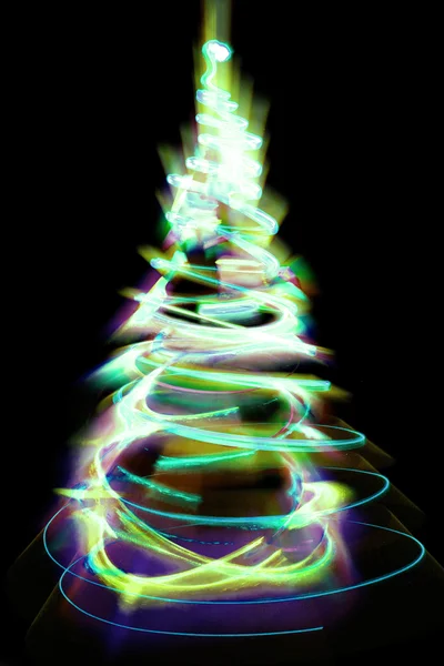 Weihnachtsbeleuchtung als Weihnachtsbaum — Stockfoto