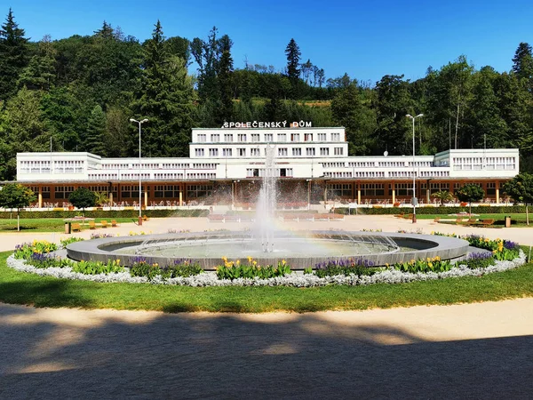 Beroemde Moravie Spa Luhacovice Tsjechië Suummer — Stockfoto