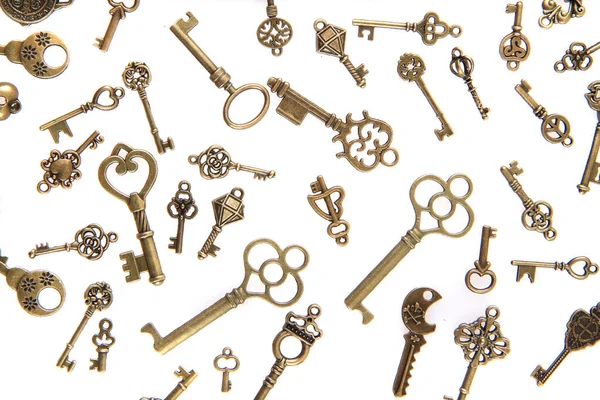 Alte Vintage Schlüssel Isoliert Auf Weißem Hintergrund — Stockfoto