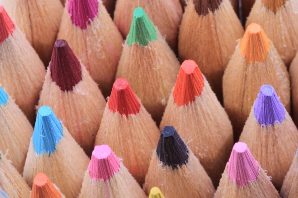 Regenboog kleurpotloden achtergrondkleur — Stockfoto