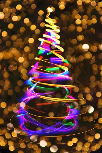 Albero di Natale con sfondo dorato — Foto Stock