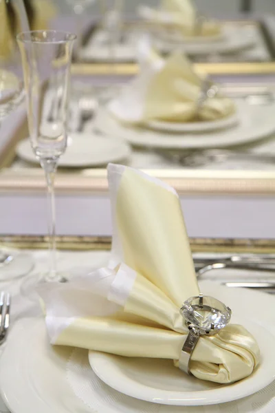 Decoração de mesa de casamento branco — Fotografia de Stock