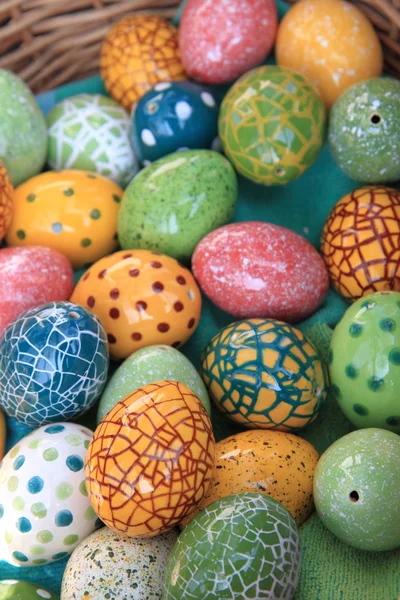 Color huevos de Pascua fondo — Foto de Stock