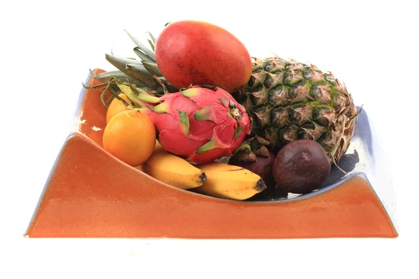 Ananas mango arancia banana e drago frutta — Foto Stock