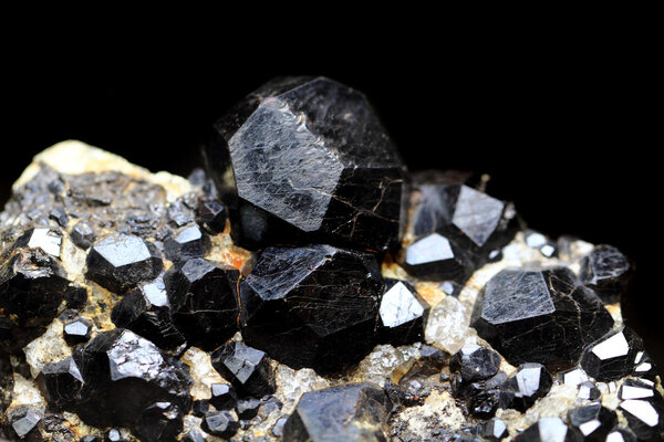 black pyrope background