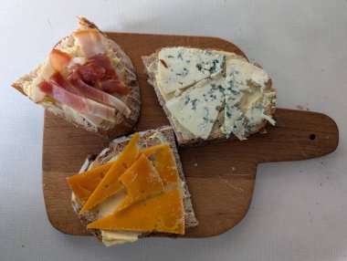 Çek Cumhuriyeti 'nden küçük, sağlıklı bir akşam yemeği.