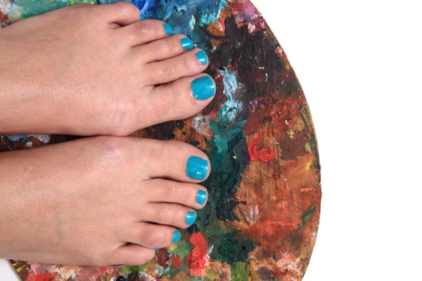 Womens poten met mooie nagels (pedicure) — Stockfoto