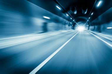 Mavi renk tünel araba sürüş Hareket Bulanıklığı