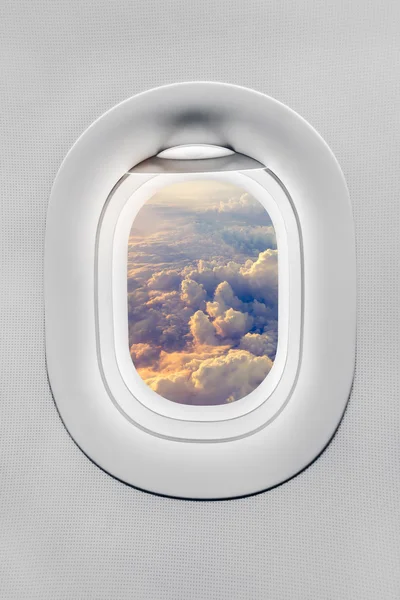 Das Fenster des Flugzeugs — Stockfoto