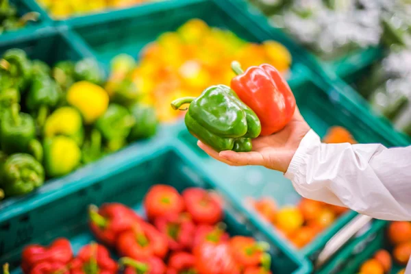 Supermarkt vervagen achtergrond — Stockfoto