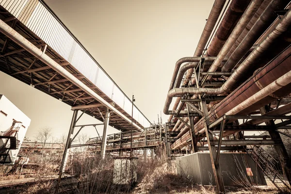 Heavy industry factory pipelines — Stock Photo, Image